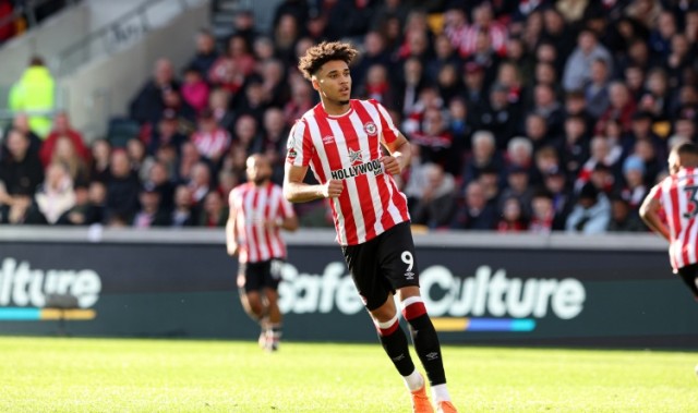 谈球吧体育app官网记者:多特有意23岁边锋沙德,布伦特福德要价5到6千万欧