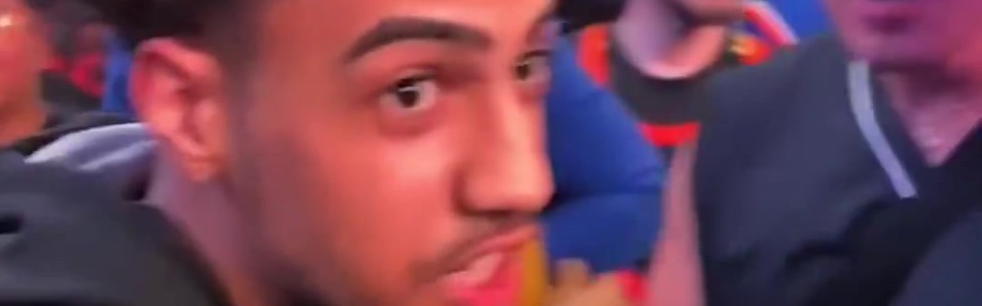 谈球吧官网登录入口😂纽约还是忘不了他们的市长！赢球后的尼克斯球迷：法克吹羊！