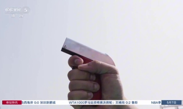 谈球吧官网登录入口谢震业谈田联接力赛：我们的目标很简单，就是拿到世锦赛的门票