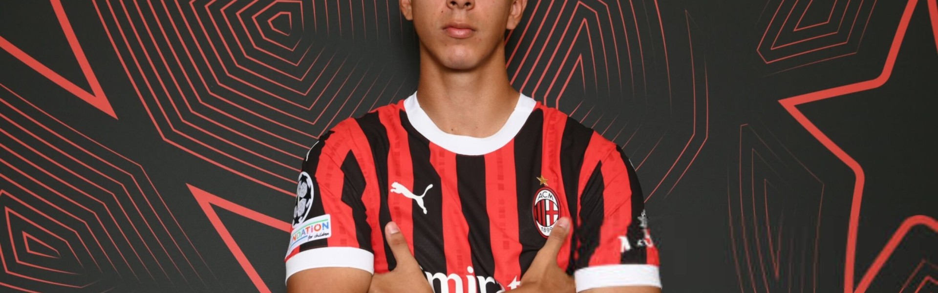 谈球吧体育app官网莫雷托：昆卡不太可能与米兰续约，首选去热那亚