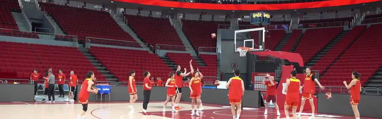 谈球吧体育app官网整装待发！中国篮球之队官博晒女篮今日赛前训练视频