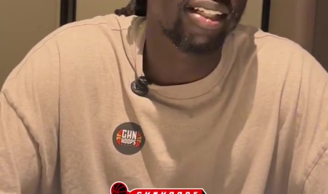 谈球吧体育app下载奥莫特：刘传兴全场都在做各种脏动作 CBA应该保护小曾