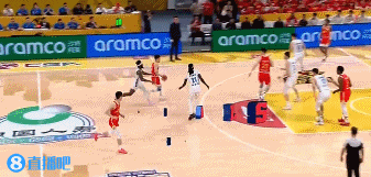 谈球吧官网登录入口👏开局不错！孙铭徽突破抛投&朱俊龙底角命中三分